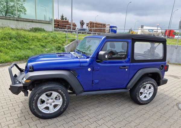 Jeep Wrangler cena 124000 przebieg: 69000, rok produkcji 2018 z Gdańsk małe 137